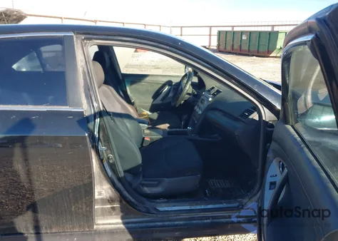 2011 Toyota Camry Se z USA, uszkodzony, nr VIN 4T1BF3EK0BU195429